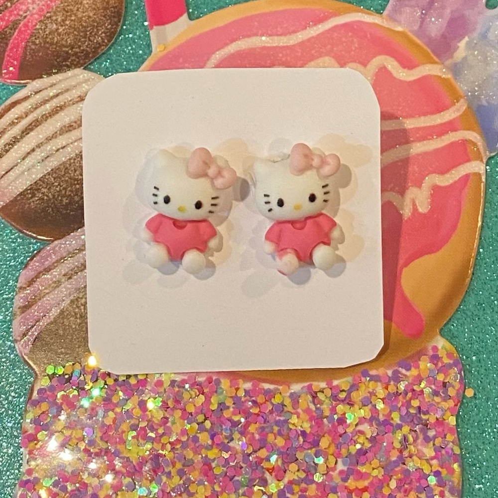 Hello Kitty stud Earrings